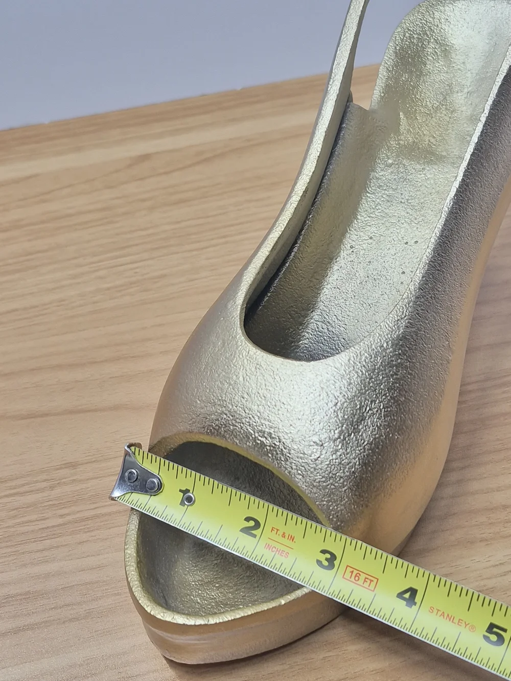 Gold Tone Cast Metal High Heel Paper Weight Decor